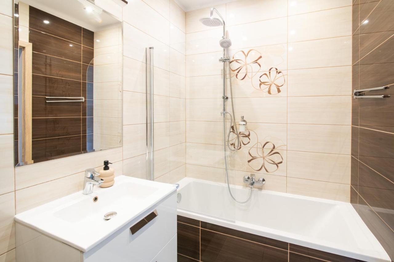 Lema Apartament *